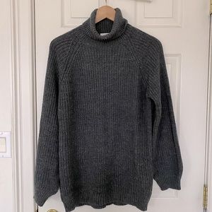 Women’s sweater